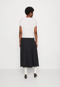 Edc By Esprit CROP INSIDE - Printtipaita -Halpa Esprit Kauppa 04814c35fb5847d49370a4342195bc26