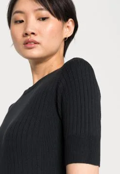 Edc By Esprit SHORT SLEEVE - T-paita -Halpa Esprit Kauppa 1f3e47eb8f61483c84e220339a21696e