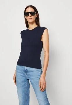 ESPRIT NEW SHAPE - T-paita -Halpa Esprit Kauppa 4e70d222830d4c0dbf14d898a3b035fe