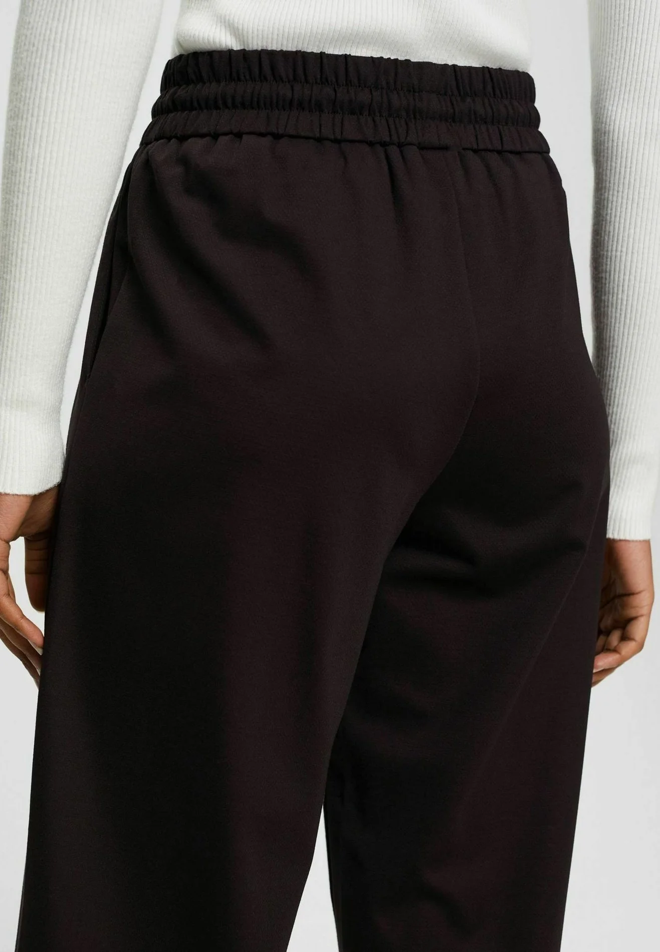 ESPRIT IM STIL - Verryttelyhousut 7 ESPRIT IM STIL - Verryttelyhousut - Image 5