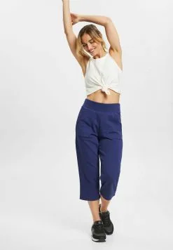 IN CROPPED-LÄNGE - Verryttelyhousut 13 IN CROPPED-LÄNGE - Verryttelyhousut -Halpa Esprit Kauppa 46869462f90e4e7a87d739471968ea2b