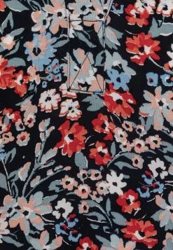 ESPRIT Printtipaita 9 ESPRIT Printtipaita -Halpa Esprit Kauppa 70d0cf5307f140cea8e683413d46b783