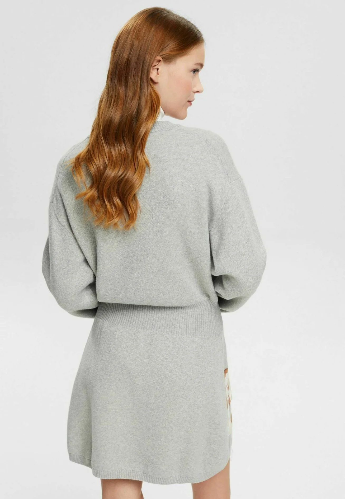 ESPRIT FIT-AND-FLARE MIT FLORALEM MUSTER - Neulemekko 5 ESPRIT FIT-AND-FLARE MIT FLORALEM MUSTER - Neulemekko - Image 3