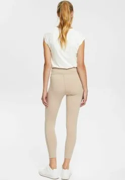 MIT E-DRY FINISH - Trikoot -Halpa Esprit Kauppa 8462baf5d755479fb3b3db0614bf1e3a