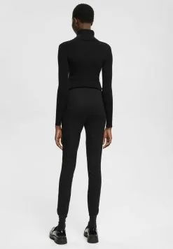 Edc By Esprit Leggingsit -Halpa Esprit Kauppa a031b0d734c743d983e958293784598d
