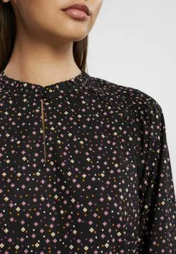 Edc By Esprit MIT MUSTER ORGANISCHE - Pusero -Halpa Esprit Kauppa af4f1c263b73417f8b892d91ae3365f1