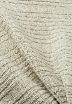 ESPRIT AUS STRUKTUR - Neule 11 ESPRIT AUS STRUKTUR - Neule -Halpa Esprit Kauppa c8ed6cf588784497a7df6c3c90d80899