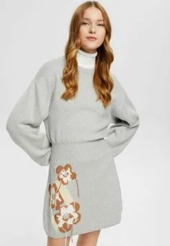 ESPRIT FIT-AND-FLARE MIT FLORALEM MUSTER - Neulemekko