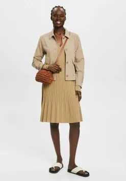 ESPRIT PLISSIERTES WICKEL MIT LANGEN ÄRMELN - Neulemekko -Halpa Esprit Kauppa ceac696f4ea147a0a9f9e5e377d983a9