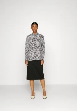 ESPRIT CREPE - Paitapusero -Halpa Esprit Kauppa d124374f5756469abf1c1cee8faa5012