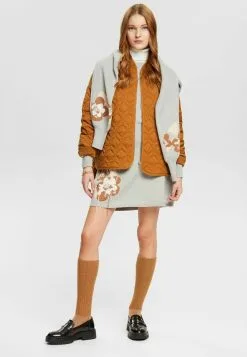 ESPRIT FIT-AND-FLARE MIT FLORALEM MUSTER - Neulemekko 13 ESPRIT FIT-AND-FLARE MIT FLORALEM MUSTER - Neulemekko -Halpa Esprit Kauppa d20aa75ea10a4670bd53033fed01a541