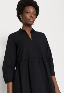 ESPRIT DRESSES LIGHT - Vapaa-ajan Mekko -Halpa Esprit Kauppa ffb72996d0874b2f9503f725d094c8e7